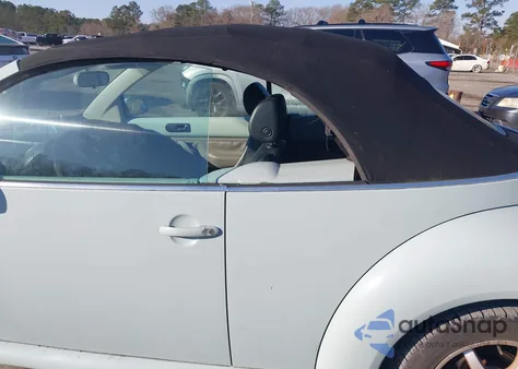 2004 Volkswagen New Beetle Gl from USA, damaged, VIN 3VWBM31YX4M336810